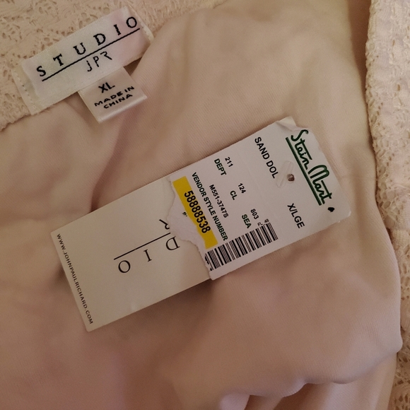 Studio JPR Cream Lace Skirt - Picture 5 of 5